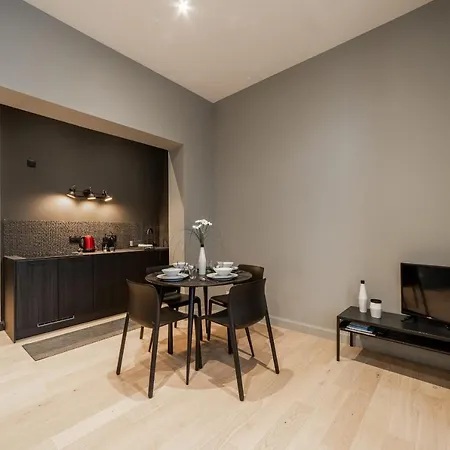 Kemp Rops Private Classified 4 Stars Apartment *
