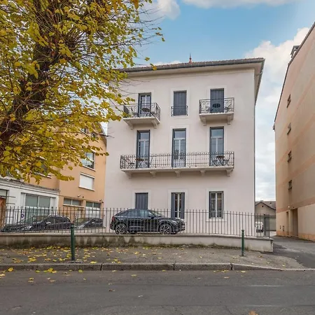 Kemp Rops Private Classified 4 Stars Apartment *